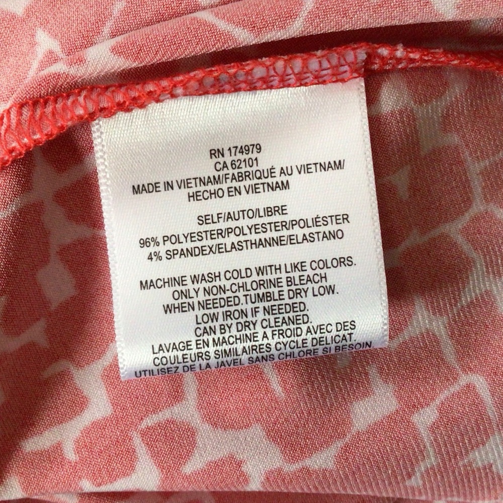BCBG MAXAZRIA dress. Size XS, Red, faux wrap - Picture 6 of 7